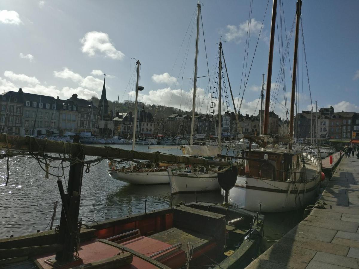 Studio Centre Historique Honfleur Exteriör bild