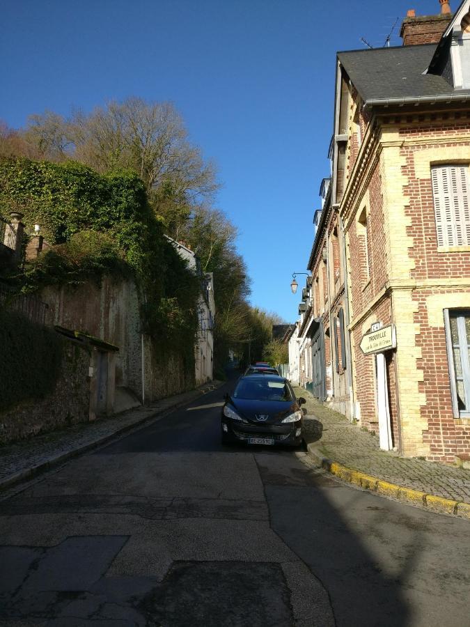 Studio Centre Historique Honfleur Exteriör bild